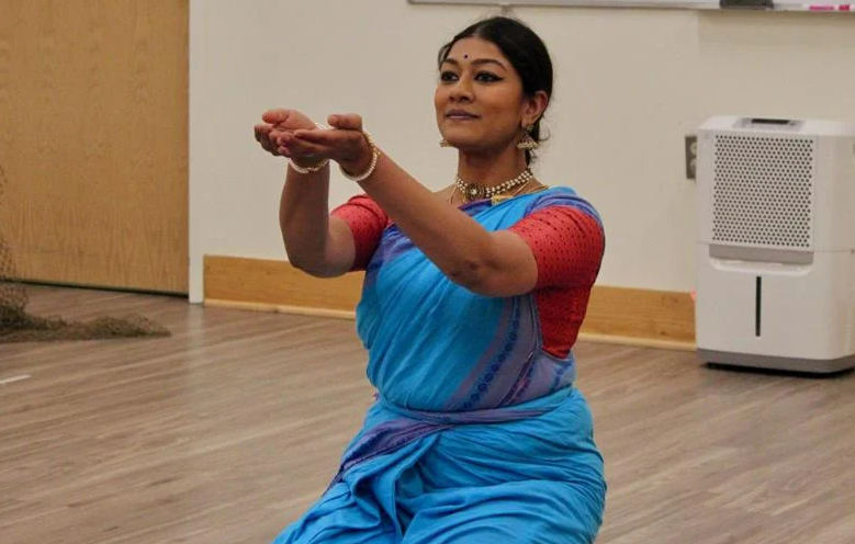 Madhuvanthi Sundararajan, who has performed at various dance festivals in the U.S. and India during her career, presents the Prakriti Dance-Through Fish Eyes at Charles library’s Potomac Branch on Aug. 1.