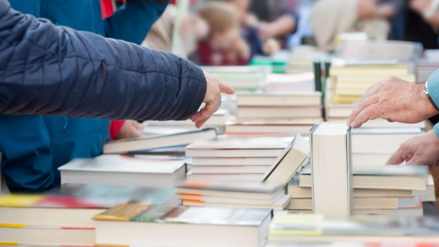 Fall Book Sales Return To Charles And St. Mary’s Counties_The BayNet_10.22.25_1